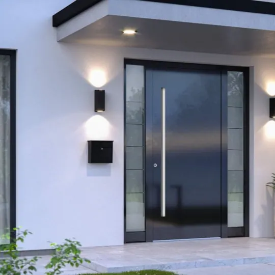 Inotherm AGE-Serie | Anthrazit mit LED-Lichtstreifen und Seitenteilen